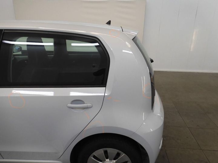 Photo 27 VIN: WVWZZZAAZHD047444 - VOLKSWAGEN UP! 