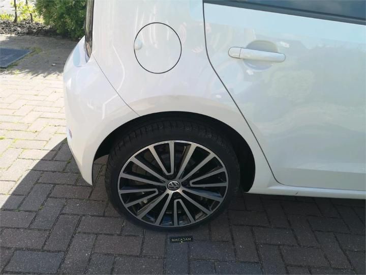 Photo 13 VIN: WVWZZZAAZHD047921 - VOLKSWAGEN UP! 