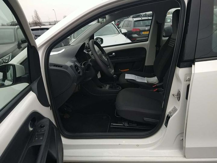 Photo 12 VIN: WVWZZZAAZHD052173 - VOLKSWAGEN UP! 