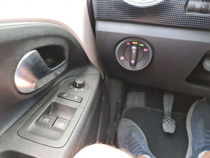 Photo 18 VIN: WVWZZZAAZHD080326 - VOLKSWAGEN UP! 