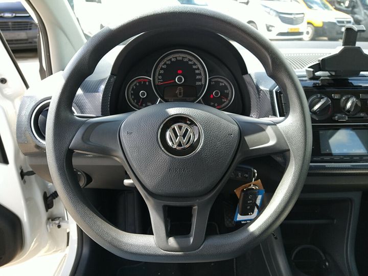 Photo 9 VIN: WVWZZZAAZHD082197 - VOLKSWAGEN UP! 