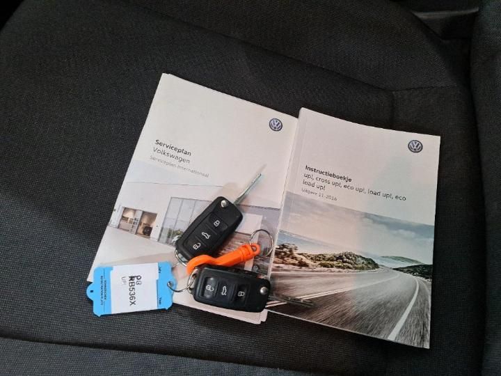 Photo 11 VIN: WVWZZZAAZHD084412 - VOLKSWAGEN UP! 