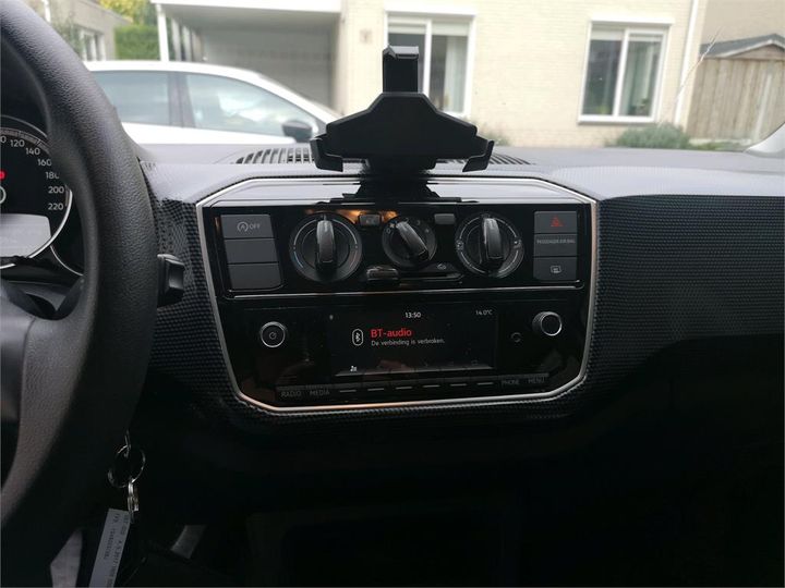 Photo 11 VIN: WVWZZZAAZHD087289 - VOLKSWAGEN UP! 