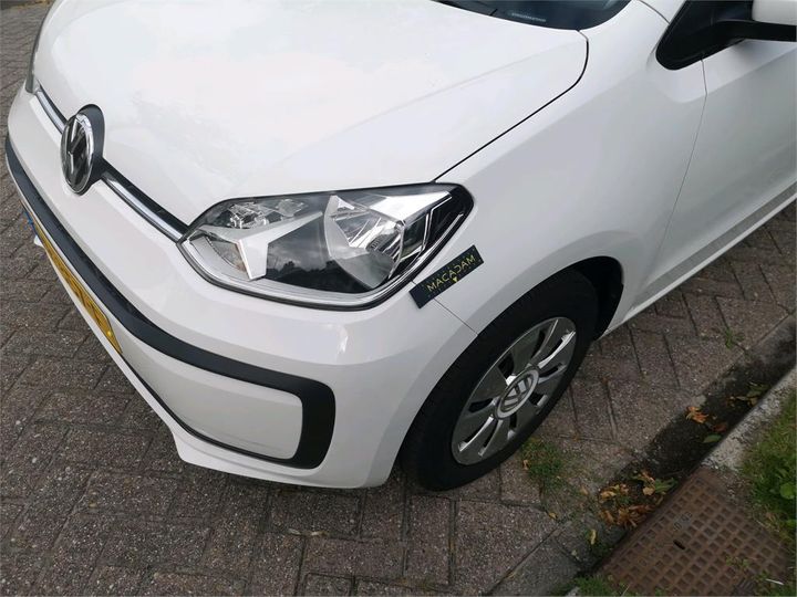 Photo 19 VIN: WVWZZZAAZJD104098 - VOLKSWAGEN UP! 