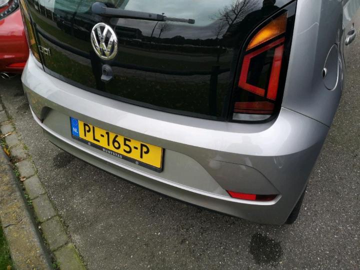 Photo 12 VIN: WVWZZZAAZJD104267 - VOLKSWAGEN UP! 