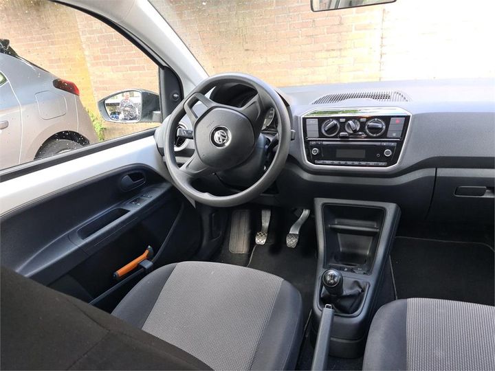 Photo 6 VIN: WVWZZZAAZJD114684 - VOLKSWAGEN UP! 