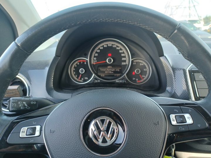 Photo 13 VIN: WVWZZZAAZJD127013 - VOLKSWAGEN UP! 