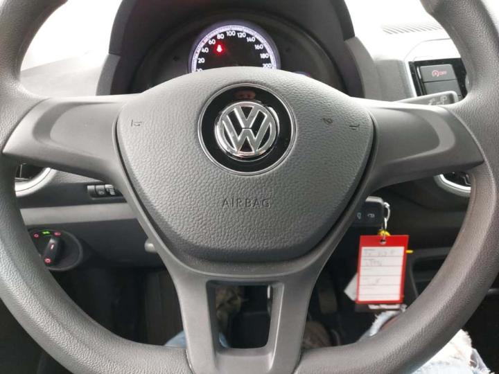 Photo 12 VIN: WVWZZZAAZJD127124 - VOLKSWAGEN UP! 