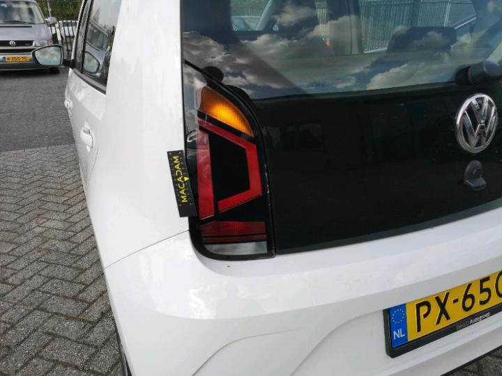 Photo 20 VIN: WVWZZZAAZJD127833 - VOLKSWAGEN UP! 