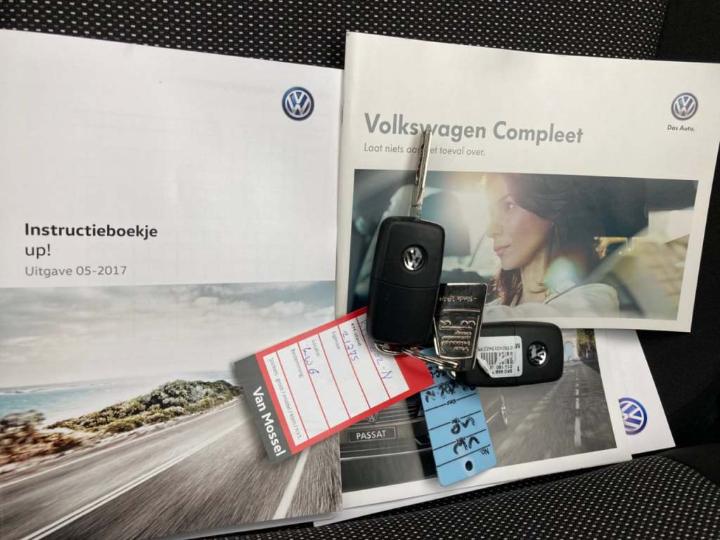 Photo 18 VIN: WVWZZZAAZJD132343 - VOLKSWAGEN UP! 