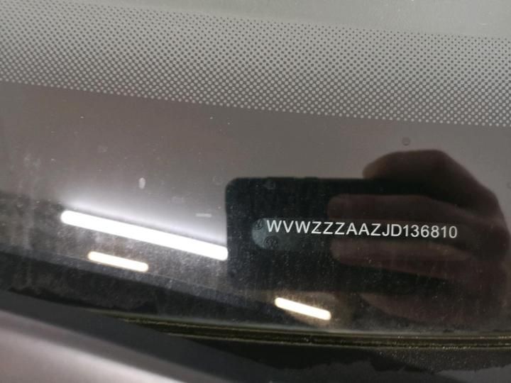 Photo 10 VIN: WVWZZZAAZJD136810 - VOLKSWAGEN UP! 