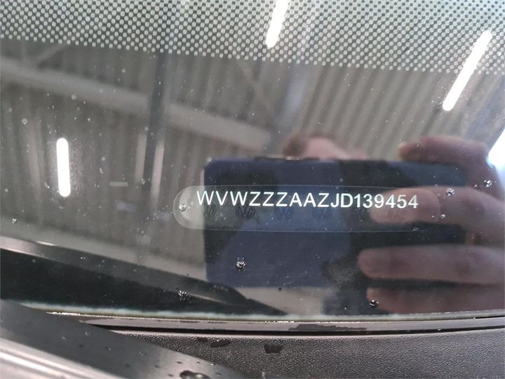 Photo 11 VIN: WVWZZZAAZJD139454 - VOLKSWAGEN UP! 