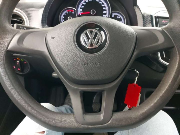 Photo 10 VIN: WVWZZZAAZJD140971 - VOLKSWAGEN UP! 