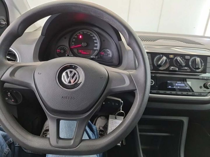 Photo 16 VIN: WVWZZZAAZJD141748 - VOLKSWAGEN UP! 