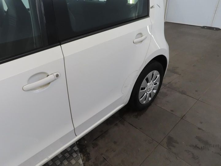 Photo 17 VIN: WVWZZZAAZJD145972 - VOLKSWAGEN UP! 