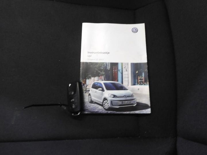 Photo 13 VIN: WVWZZZAAZJD150408 - VOLKSWAGEN UP! 