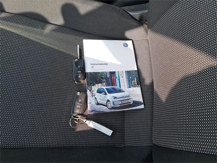 Photo 12 VIN: WVWZZZAAZJD153456 - VOLKSWAGEN UP! 