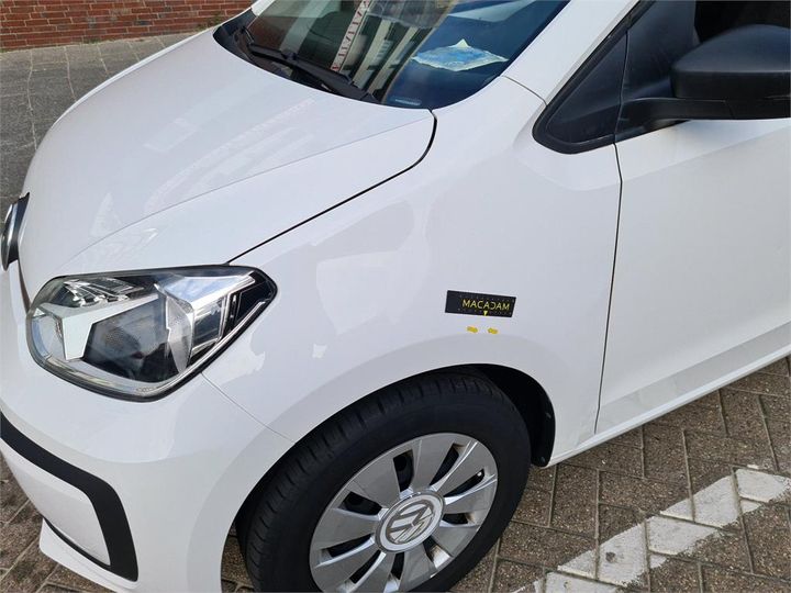 Photo 17 VIN: WVWZZZAAZJD153456 - VOLKSWAGEN UP! 