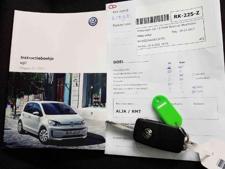 Photo 17 VIN: WVWZZZAAZJD156795 - VOLKSWAGEN UP! 