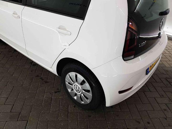 Photo 17 VIN: WVWZZZAAZJD161137 - VOLKSWAGEN UP! 