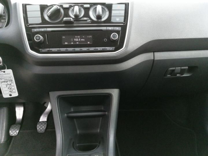 Photo 9 VIN: WVWZZZAAZJD161609 - VOLKSWAGEN UP! HATCHBACK 