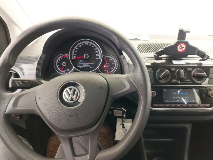 Photo 10 VIN: WVWZZZAAZJD161841 - VOLKSWAGEN UP! 