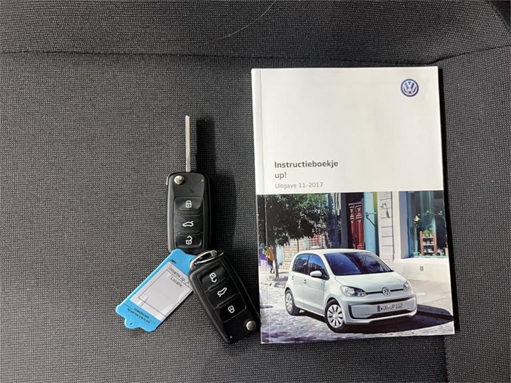 Photo 12 VIN: WVWZZZAAZJD162976 - VOLKSWAGEN UP! 