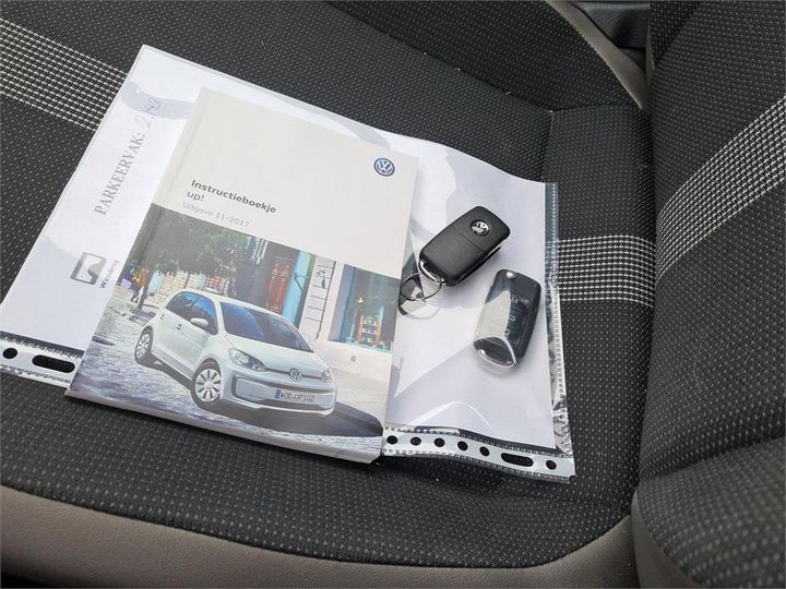 Photo 14 VIN: WVWZZZAAZJD181415 - VOLKSWAGEN UP! 