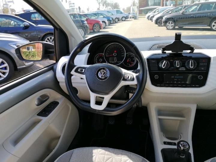 Photo 6 VIN: WVWZZZAAZJD182443 - VOLKSWAGEN UP! 