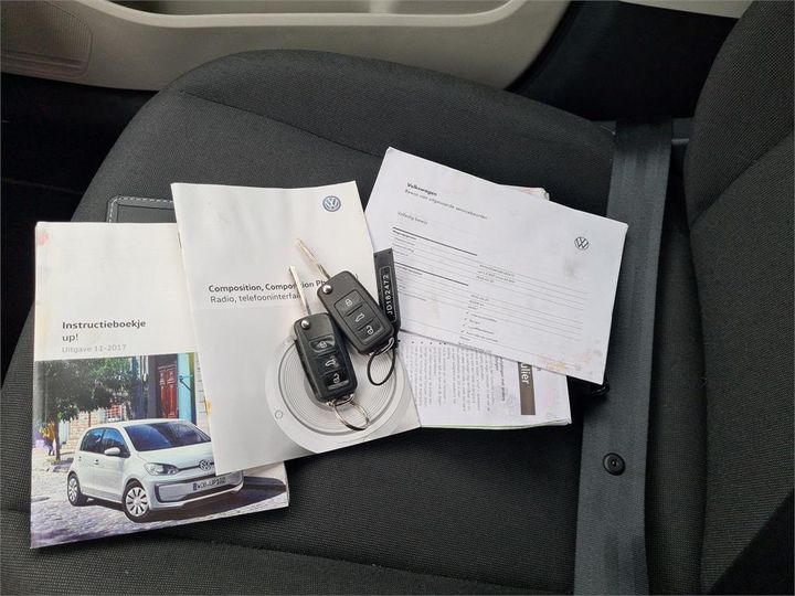 Photo 14 VIN: WVWZZZAAZJD182472 - VOLKSWAGEN UP! 