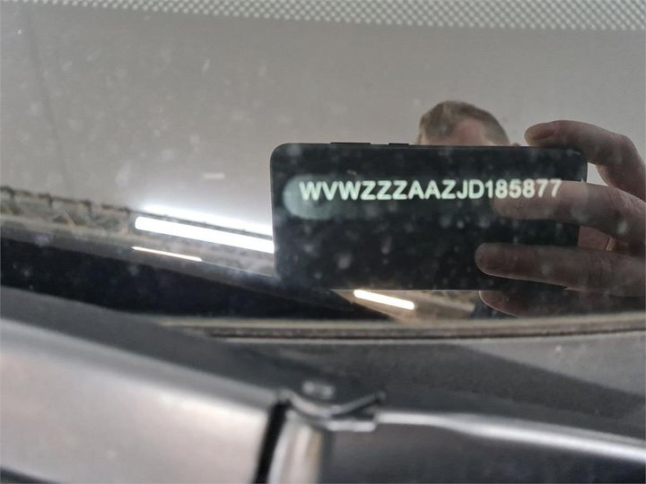 Photo 11 VIN: WVWZZZAAZJD185877 - VOLKSWAGEN UP! 