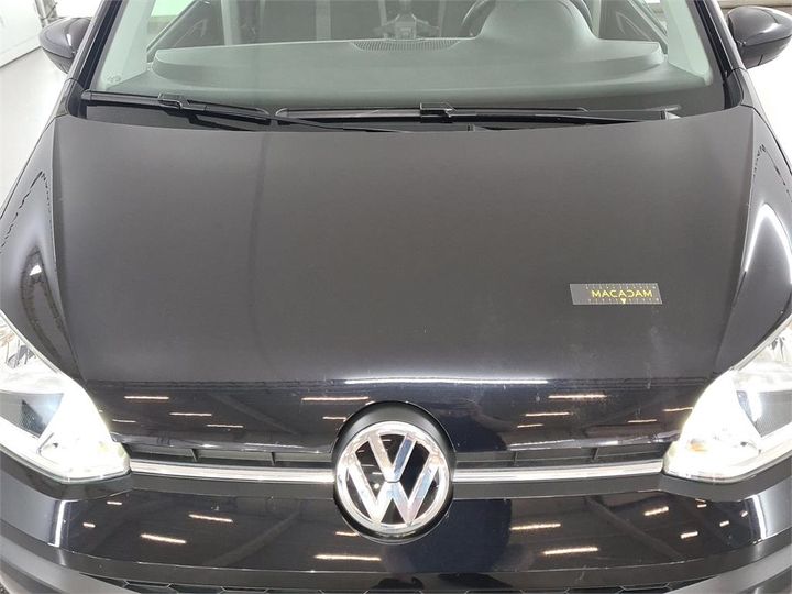 Photo 15 VIN: WVWZZZAAZJD185877 - VOLKSWAGEN UP! 