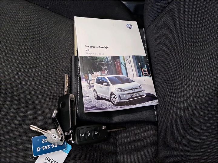 Photo 12 VIN: WVWZZZAAZJD188268 - VOLKSWAGEN UP! 