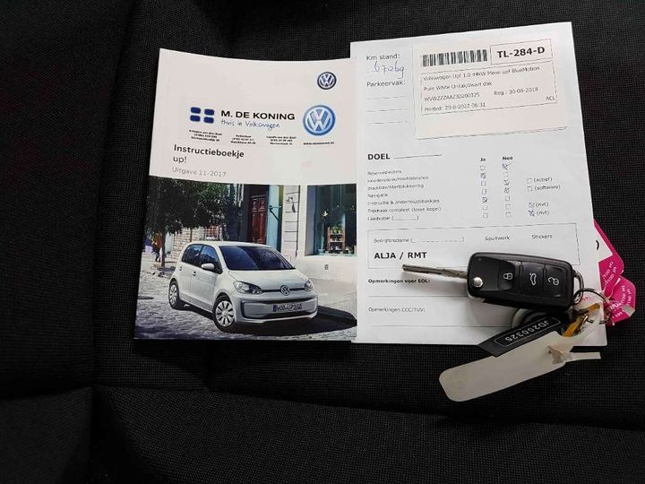 Photo 14 VIN: WVWZZZAAZJD200325 - VOLKSWAGEN UP! 