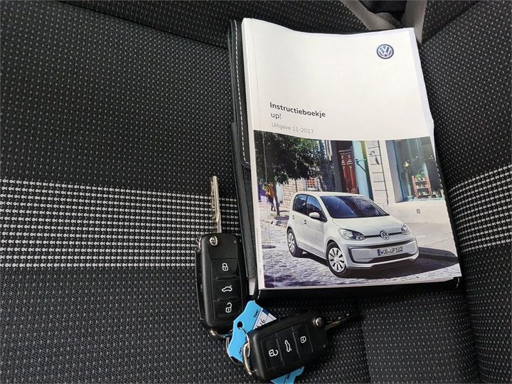 Photo 14 VIN: WVWZZZAAZJD205910 - VOLKSWAGEN UP! 