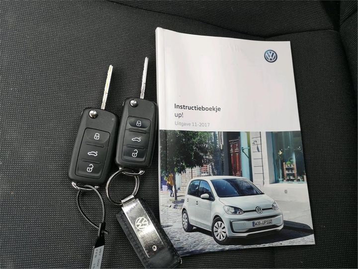 Photo 11 VIN: WVWZZZAAZJD207846 - VOLKSWAGEN UP! 