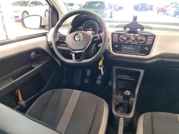 Photo 10 VIN: WVWZZZAAZJD211053 - VOLKSWAGEN UP 