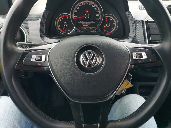 Photo 13 VIN: WVWZZZAAZJD213327 - VOLKSWAGEN UP! 