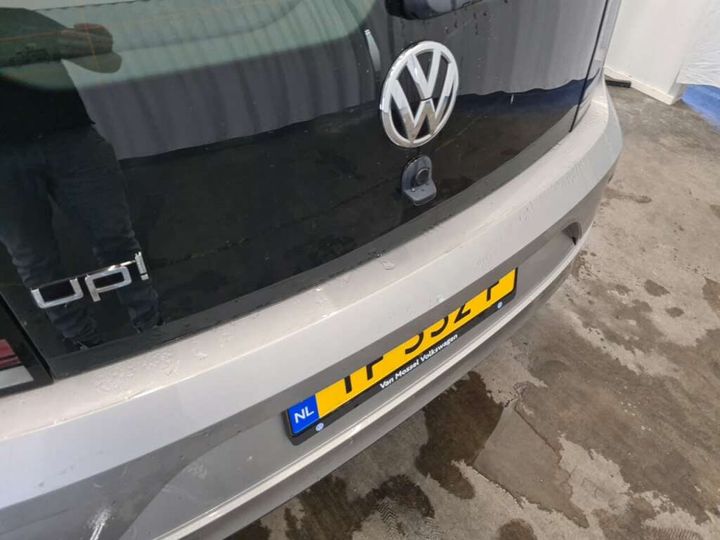 Photo 4 VIN: WVWZZZAAZJD215373 - VOLKSWAGEN UP! 