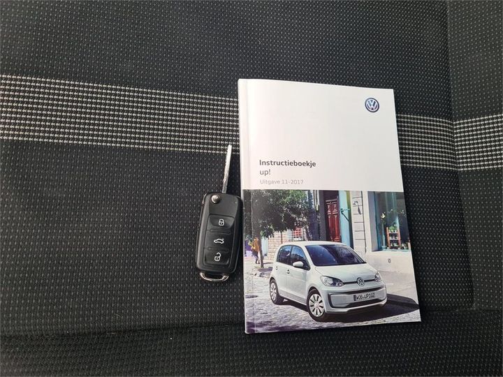 Photo 12 VIN: WVWZZZAAZJD216667 - VOLKSWAGEN UP! 