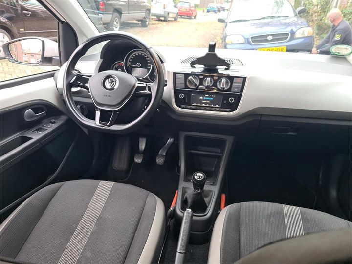 Photo 6 VIN: WVWZZZAAZJD216667 - VOLKSWAGEN UP! 