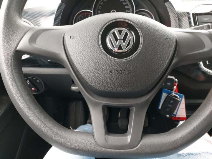 Photo 11 VIN: WVWZZZAAZJD219463 - VOLKSWAGEN UP! 