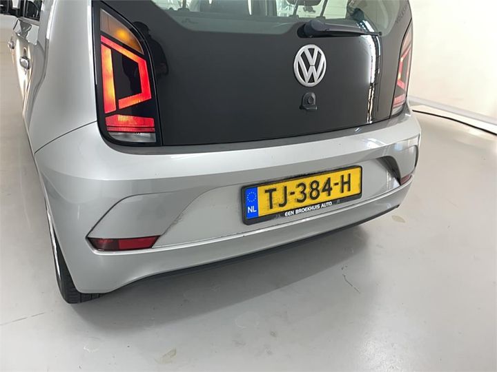 Photo 18 VIN: WVWZZZAAZJD222067 - VOLKSWAGEN UP! 