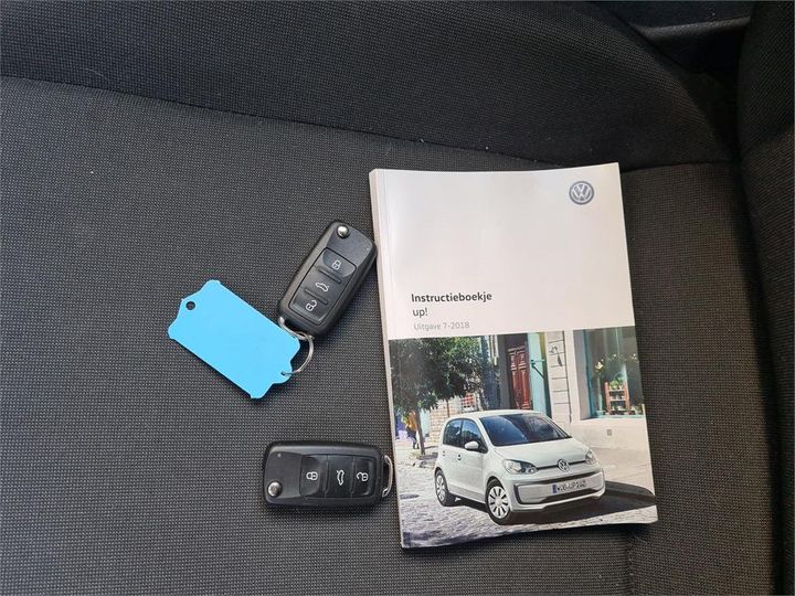 Photo 12 VIN: WVWZZZAAZKD100798 - VOLKSWAGEN UP! 