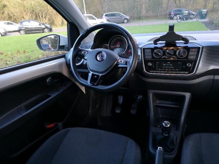 Photo 6 VIN: WVWZZZAAZKD100967 - VOLKSWAGEN UP! 