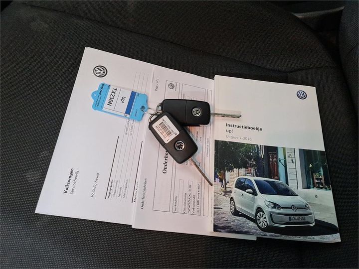 Photo 12 VIN: WVWZZZAAZKD101359 - VOLKSWAGEN UP! 