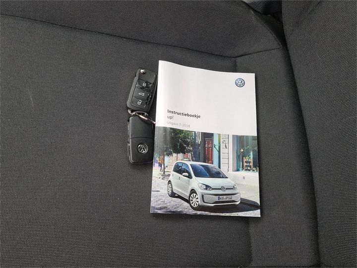 Photo 12 VIN: WVWZZZAAZKD105949 - VOLKSWAGEN UP! 