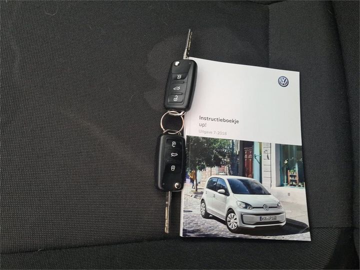 Photo 12 VIN: WVWZZZAAZKD105971 - VOLKSWAGEN UP! 