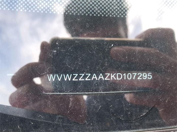 Photo 12 VIN: WVWZZZAAZKD107295 - VOLKSWAGEN UP! 