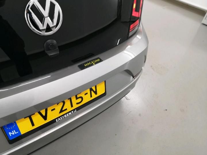 Photo 15 VIN: WVWZZZAAZKD110668 - VOLKSWAGEN UP! 